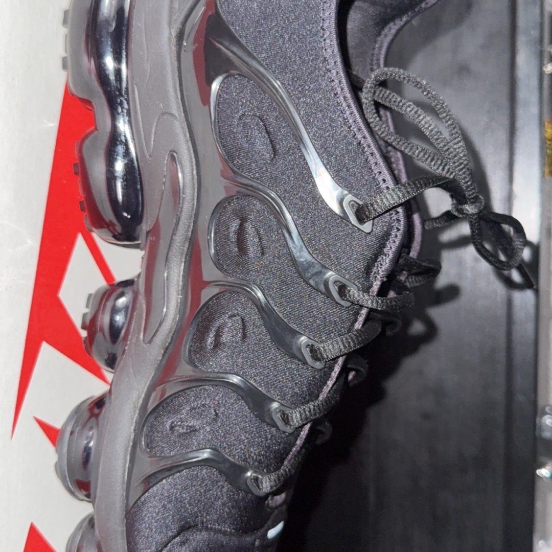 how do you know if vapormax plus are fake